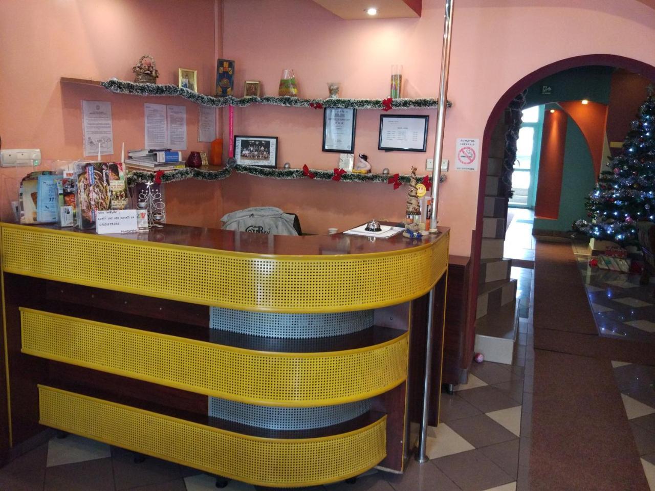 Pension Flamingo Brașov Exterior foto